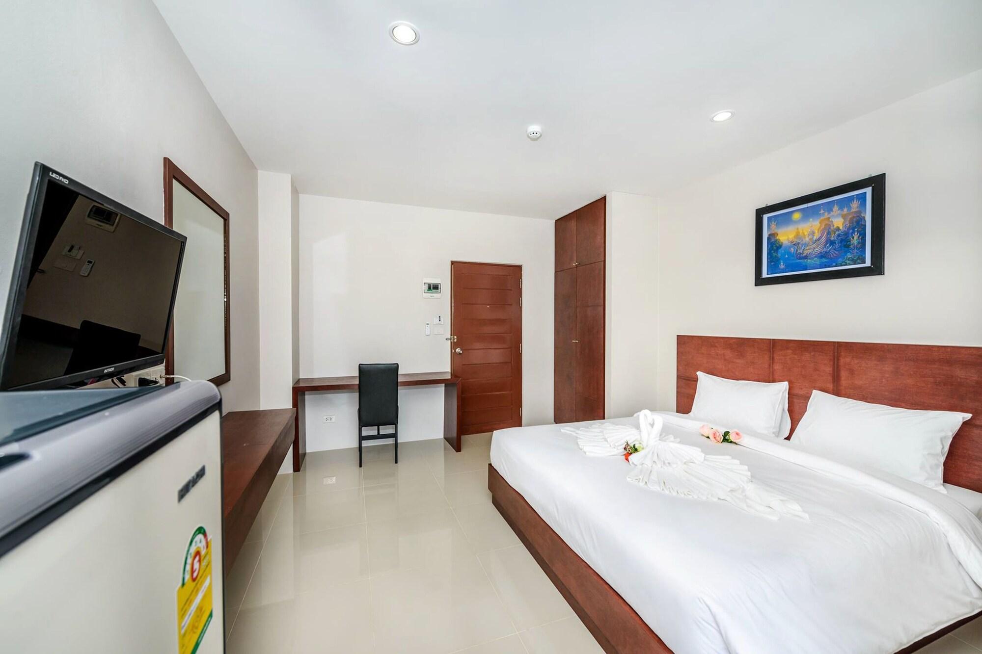 The Topaz Residence Phuket Town Exterior photo