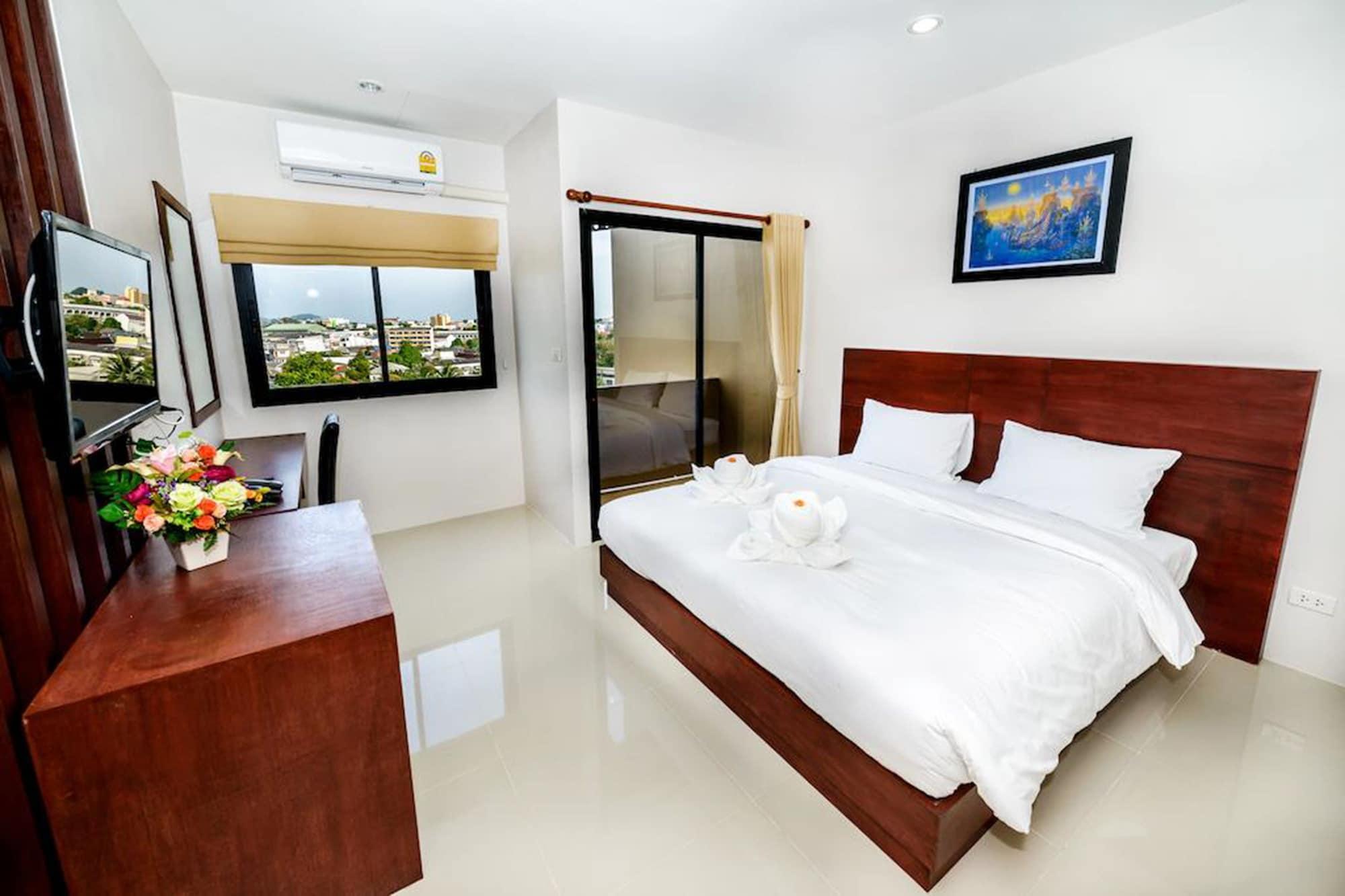 The Topaz Residence Phuket Town Exterior photo