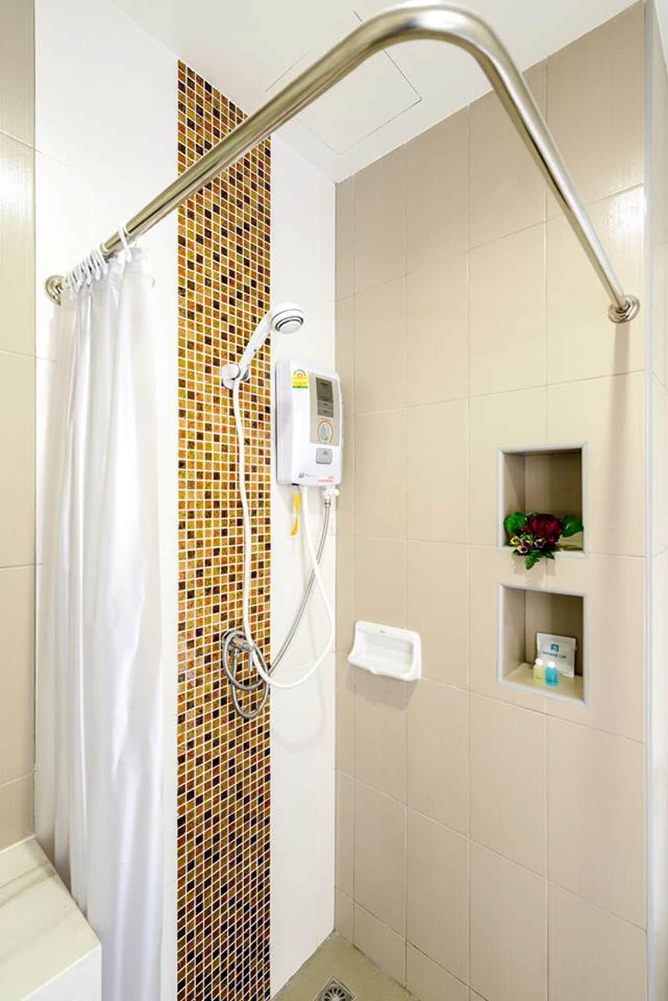 The Topaz Residence Phuket Town Exterior photo