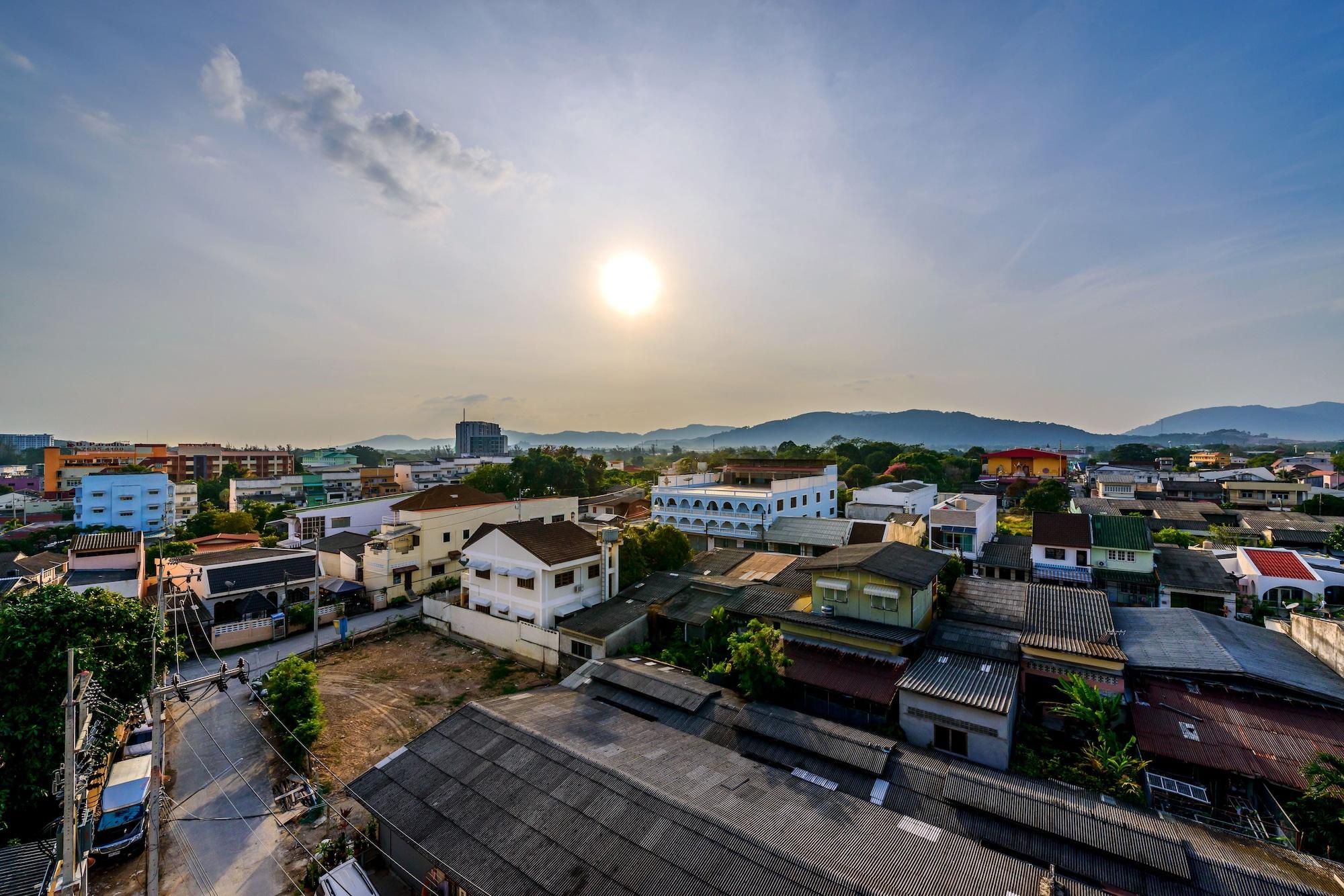 The Topaz Residence Phuket Town Exterior photo