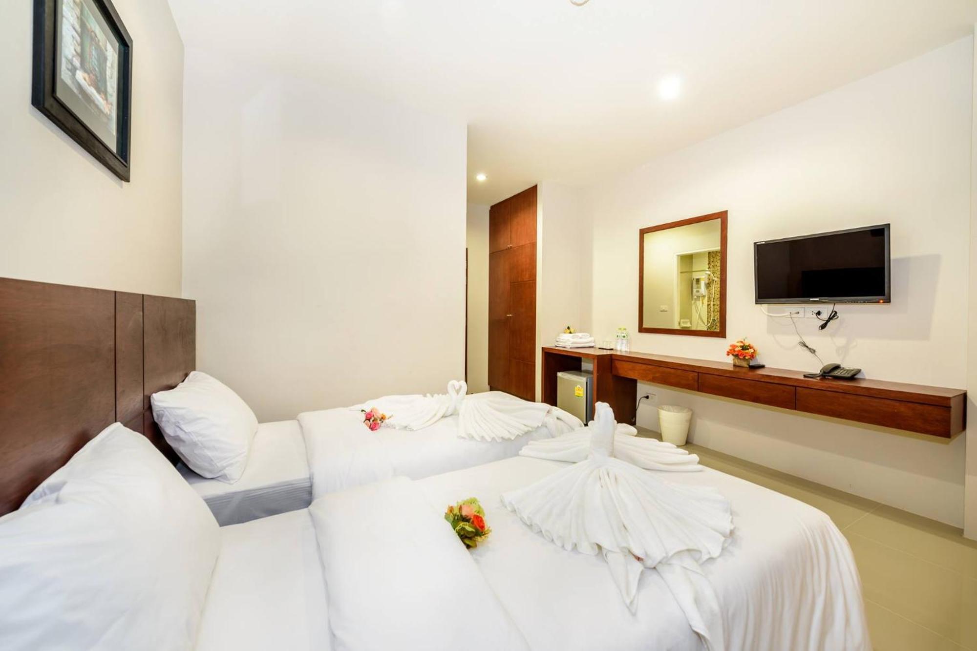 The Topaz Residence Phuket Town Exterior photo