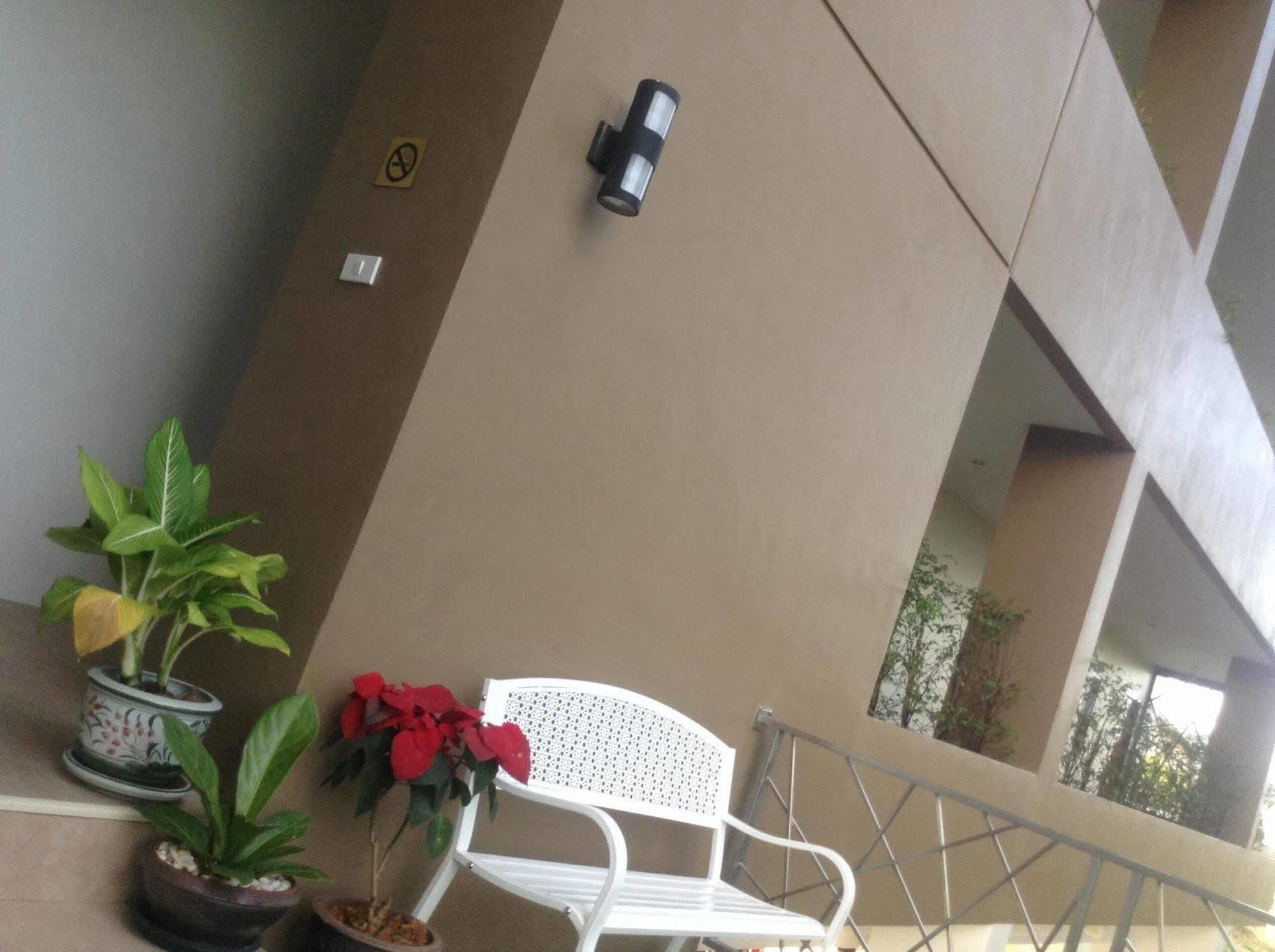 The Topaz Residence Phuket Town Exterior photo